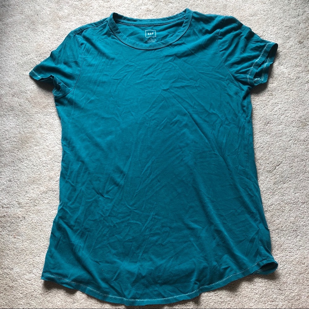 Gap T-shirt